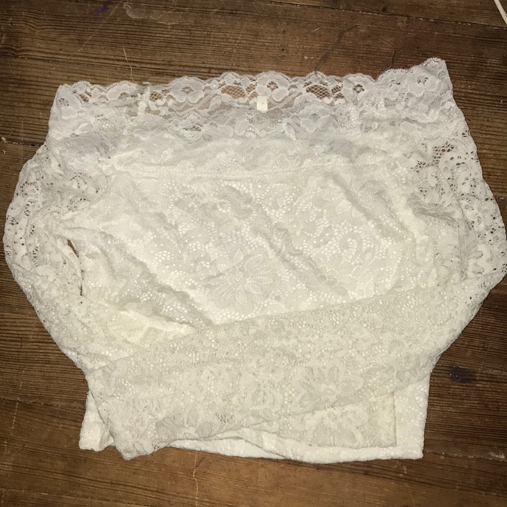 Lace crop top